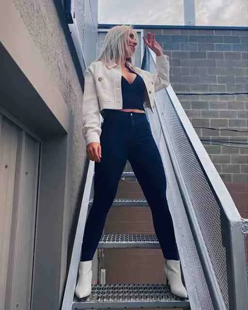 Alice, 32 ans