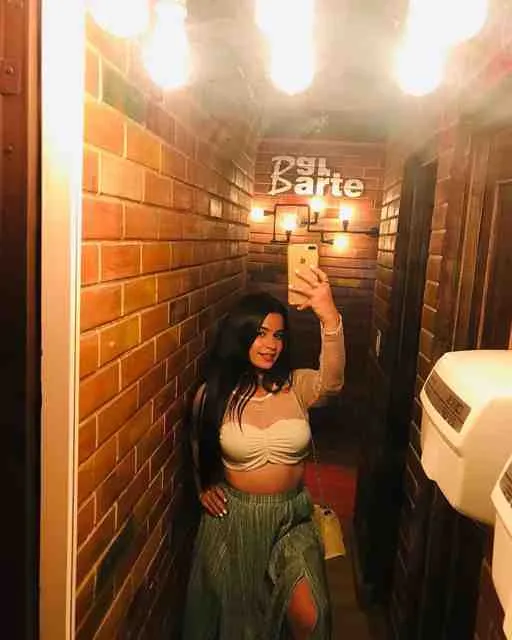 Julie, 39 ans