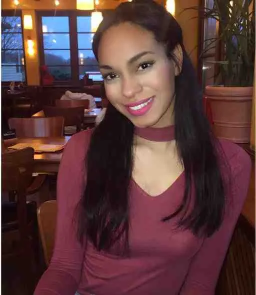 Cassandra, 29 ans