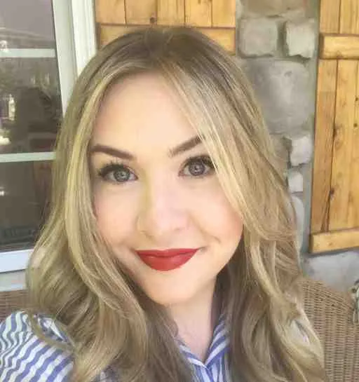 Inès, 31 ans