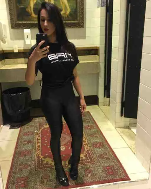 Julie, 28 ans