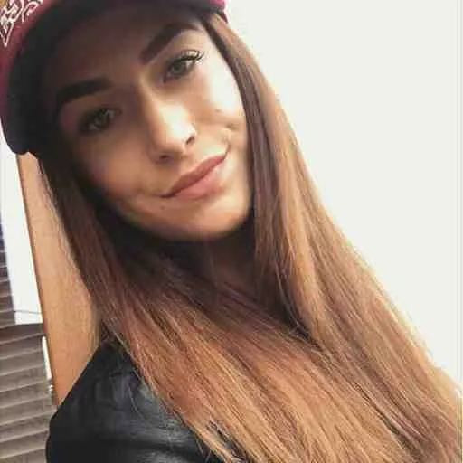 Julie, 26 ans