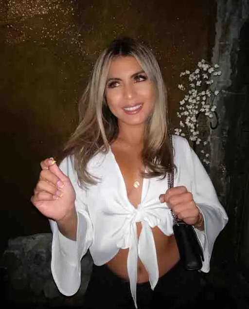 Julie, 25 ans