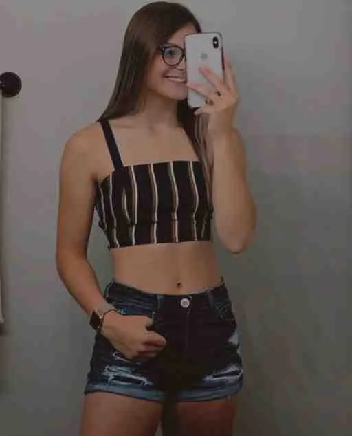 Léa, 34 ans